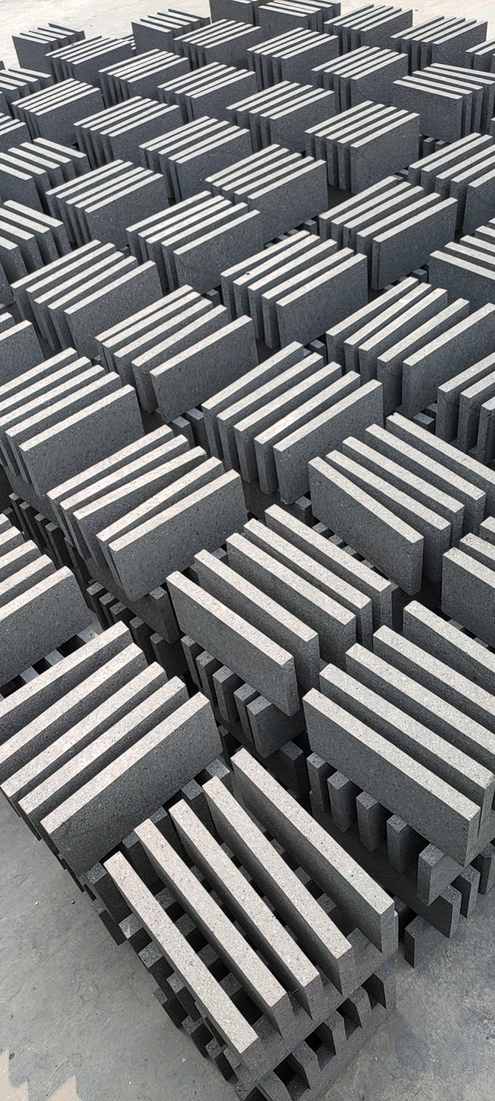 防腐碳磚:沁陽市恒瑞實業(yè)有限公司供應(yīng)臺灣臺朔集團(tuán)防腐碳磚